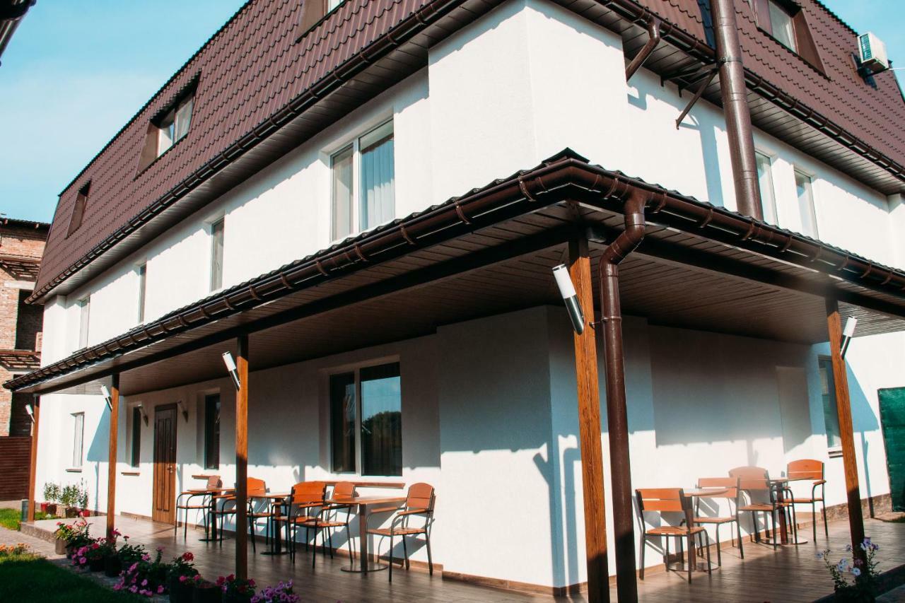Rioro Hotell Myrhorod Eksteriør bilde