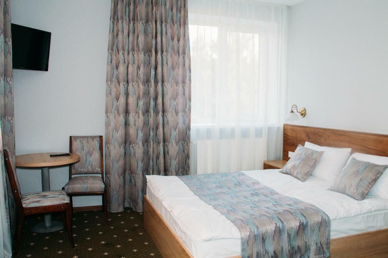 Rioro Hotell Myrhorod Eksteriør bilde