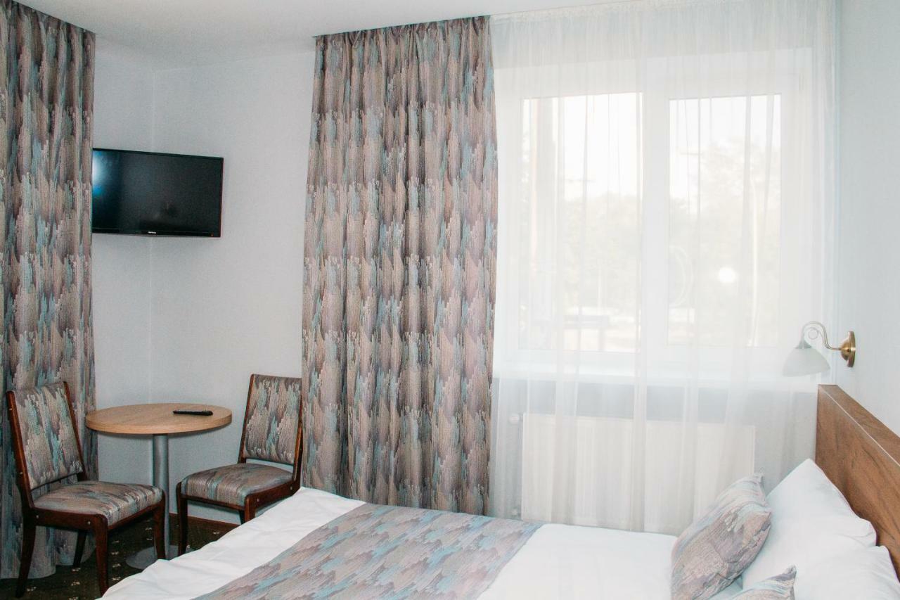 Rioro Hotell Myrhorod Eksteriør bilde